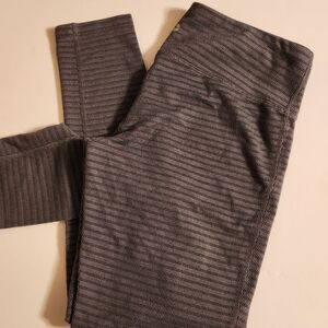 90 Degrees Leggings Gray Striped Medium Athletic Active Wear